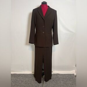 Jones Wear Pantsuit Women's Size 6 Brown 2-Piece Set Blazer & Pants